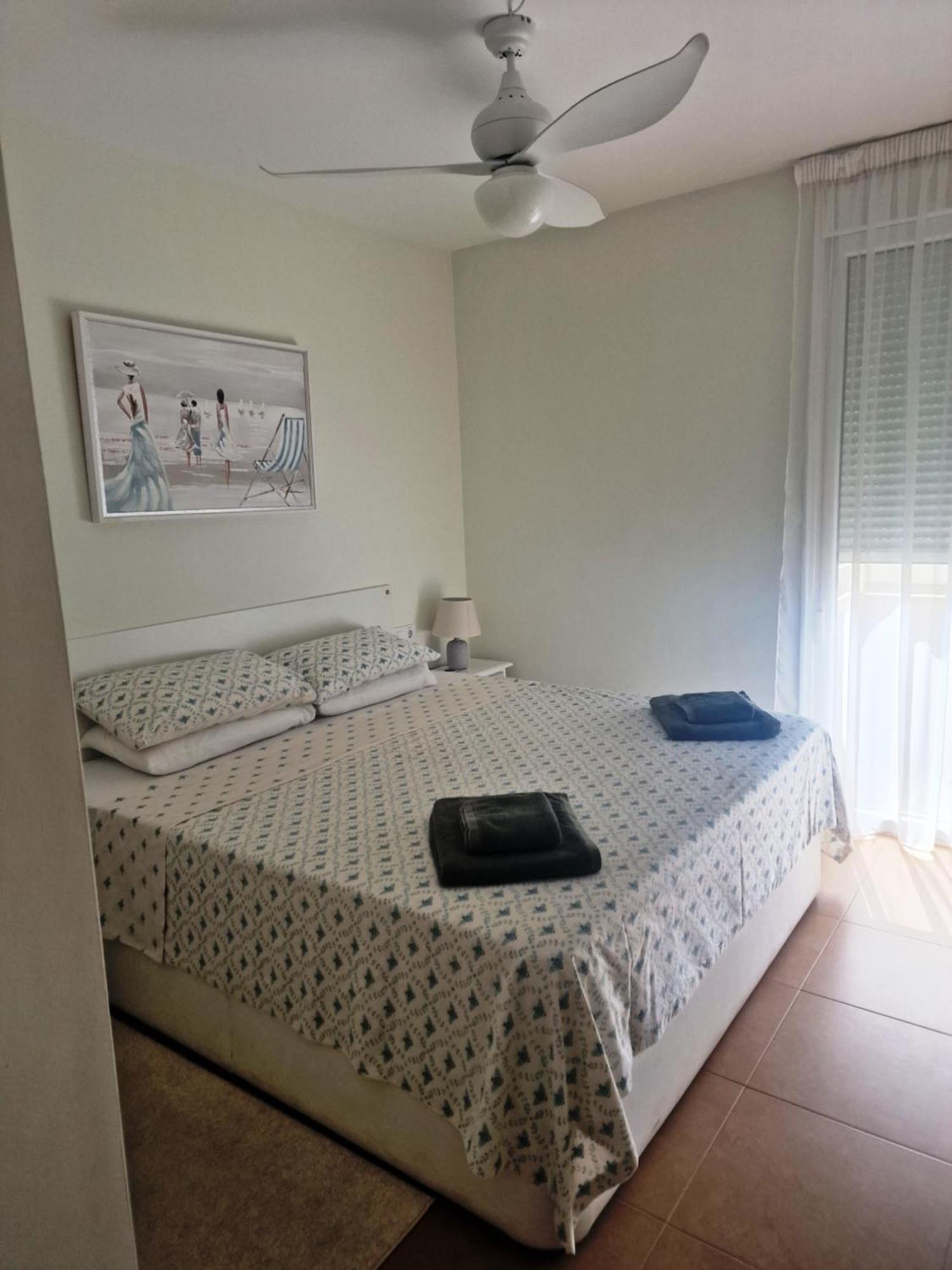 Immaculate 2-Bed Apartment In Pego Ngoại thất bức ảnh