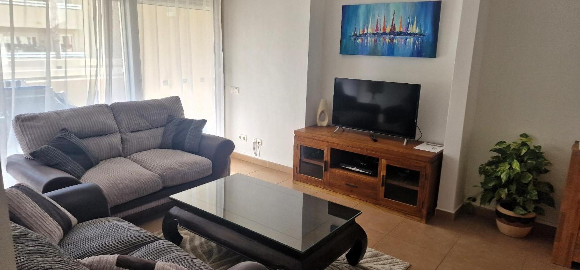 Immaculate 2-Bed Apartment In Pego Ngoại thất bức ảnh