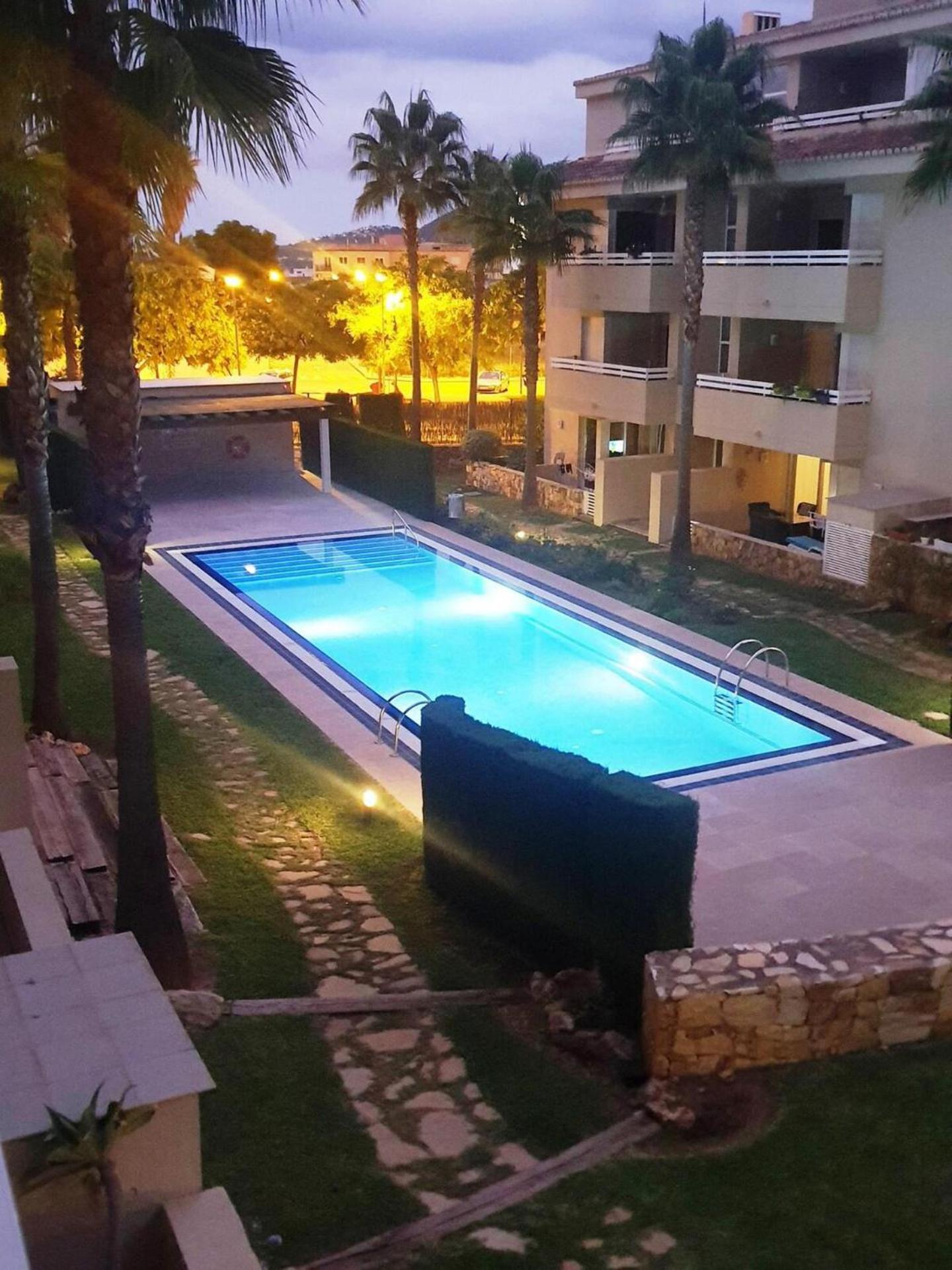 Immaculate 2-Bed Apartment In Pego Ngoại thất bức ảnh